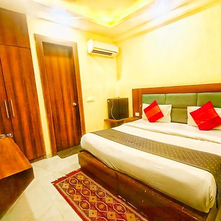 Glace Stay Inn Near Igi Airport นิวเดลี ภายนอก รูปภาพ